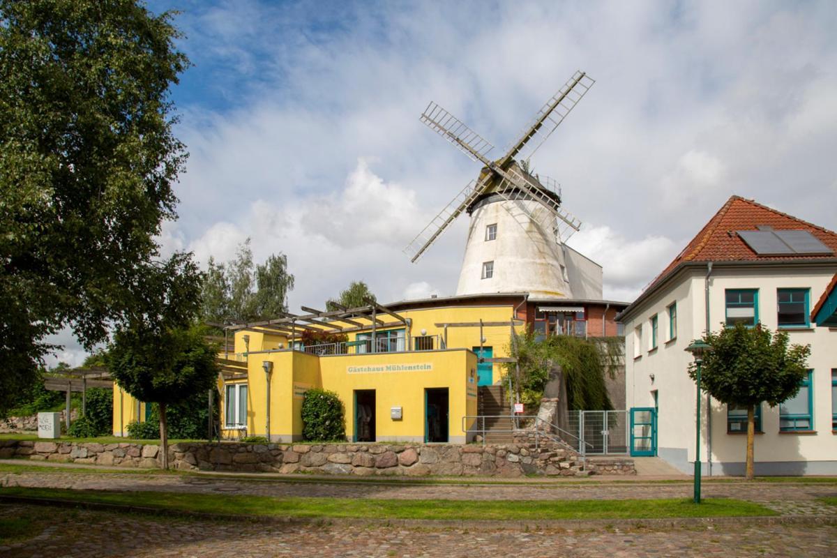 Ferienwohnung A Gaestehaus Muehlenstein Bad Sulze エクステリア 写真